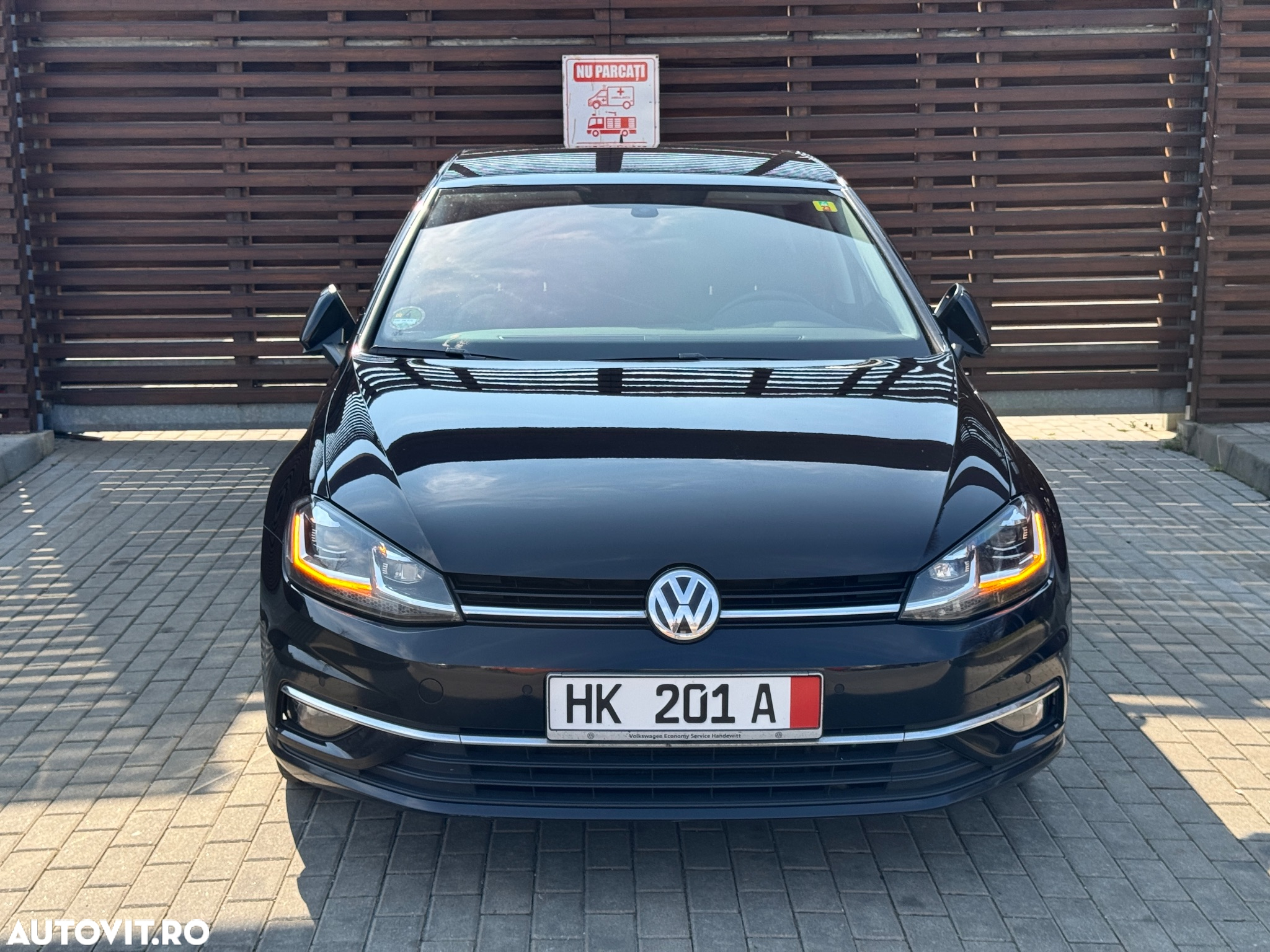 Volkswagen Golf - 5