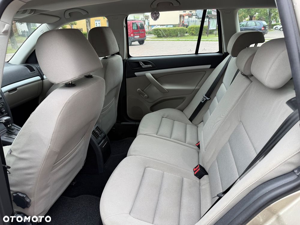 Skoda Octavia 1.6 Automatik Elegance - 9