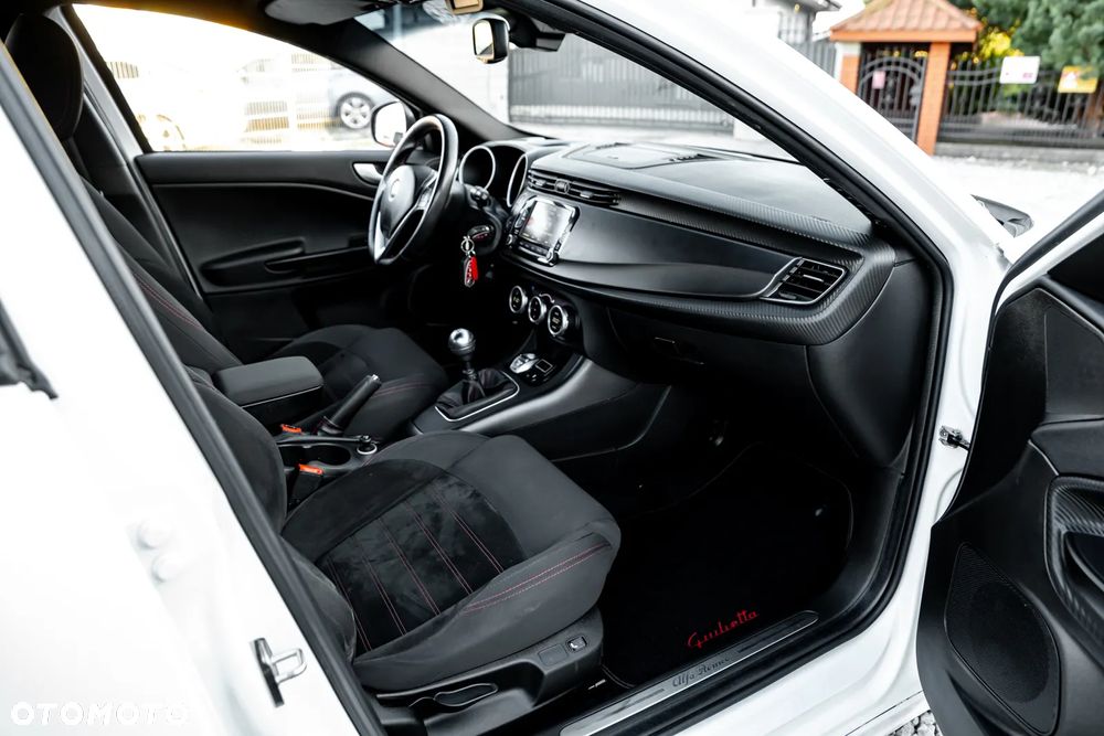 Alfa Romeo Giulietta 1.4 TB 16V Business - 22