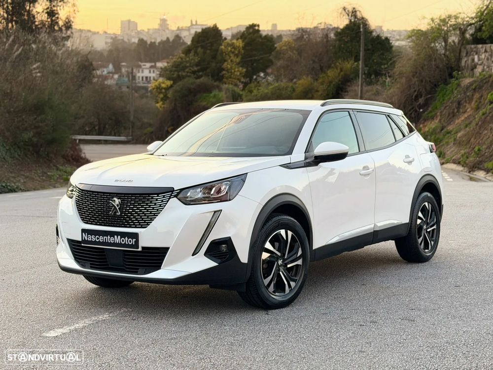 Peugeot 2008 1.2 PureTech Allure EAT8 - 1