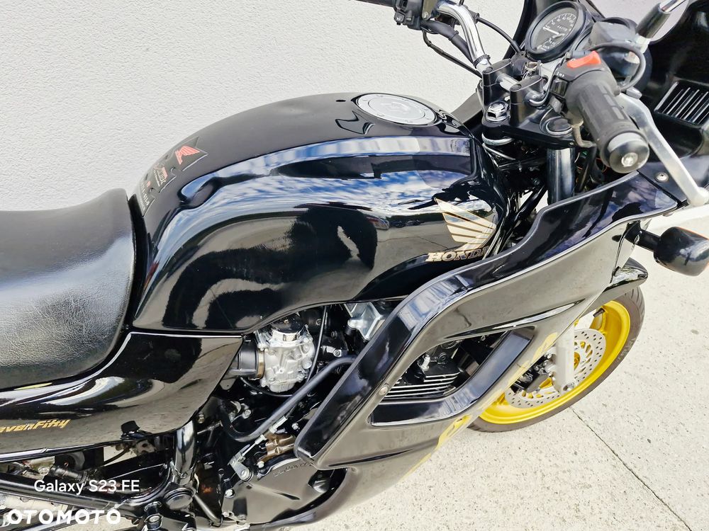 Honda CB - 19