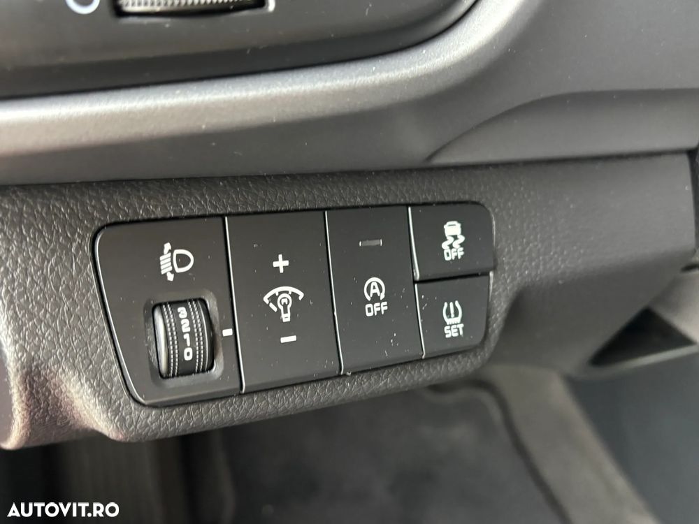 Kia Stonic 1.2 MPI 5MT Trend - 27