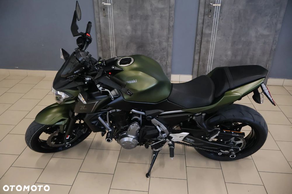 Kawasaki Z 650 - 17