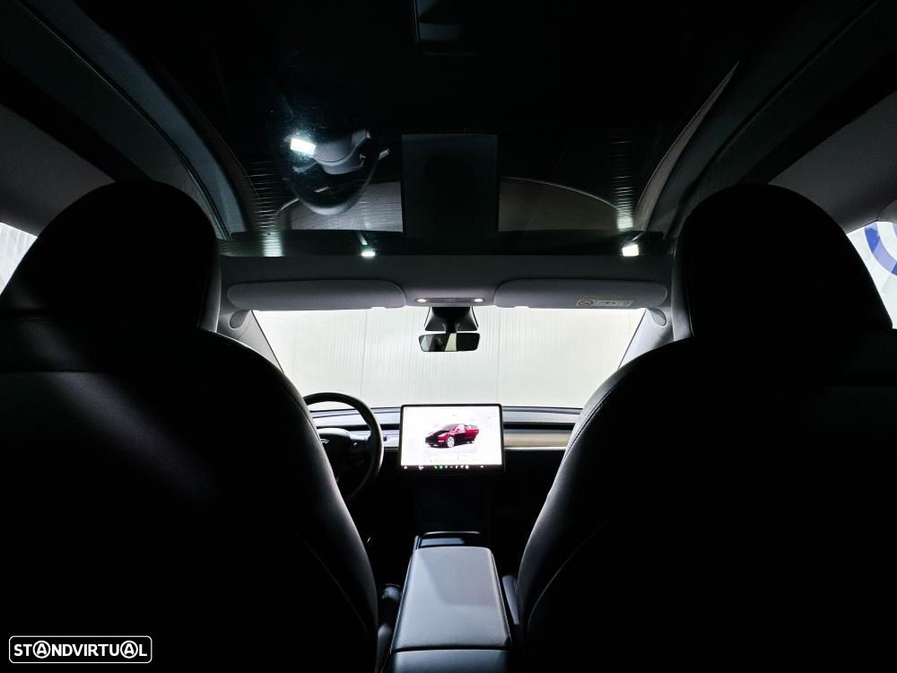 Tesla Model Y Standard - 26