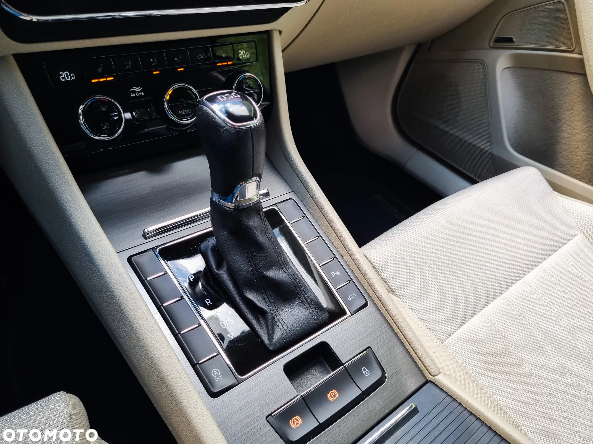 Skoda Superb 1.5 TSI Style DSG - 36