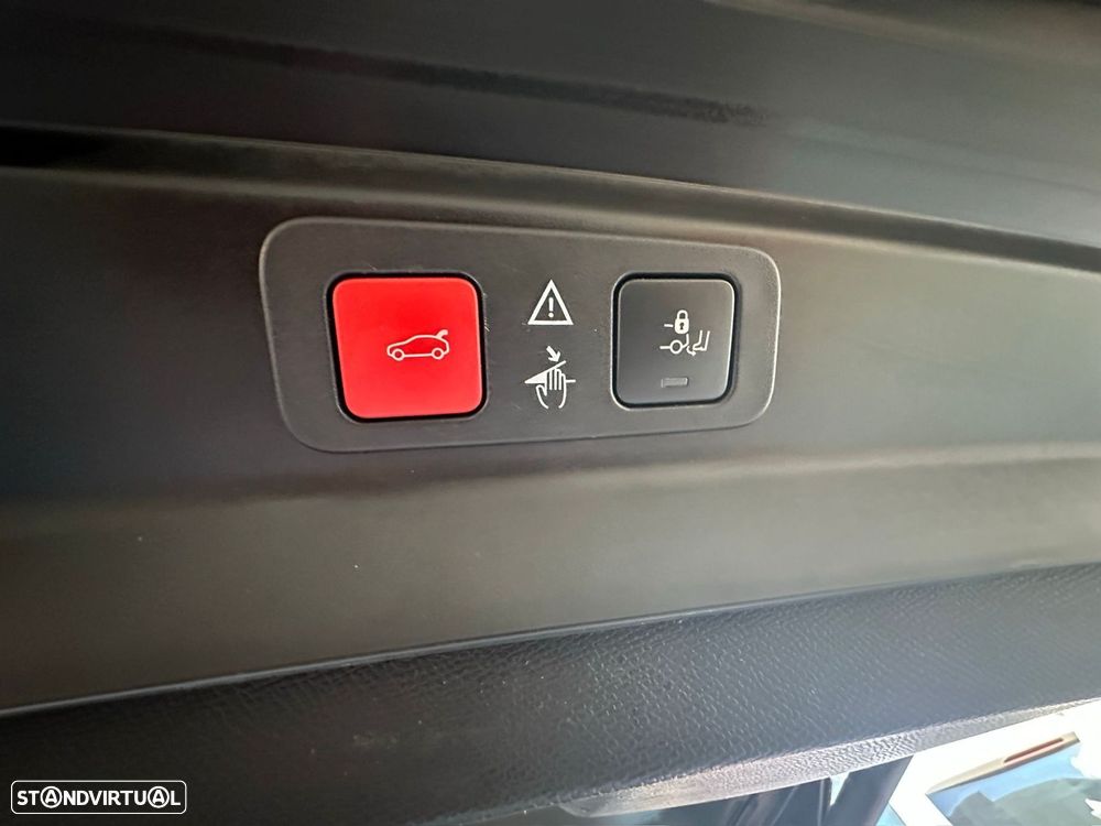 Peugeot 5008 1.2 PureTech Allure Pack EAT8 - 25