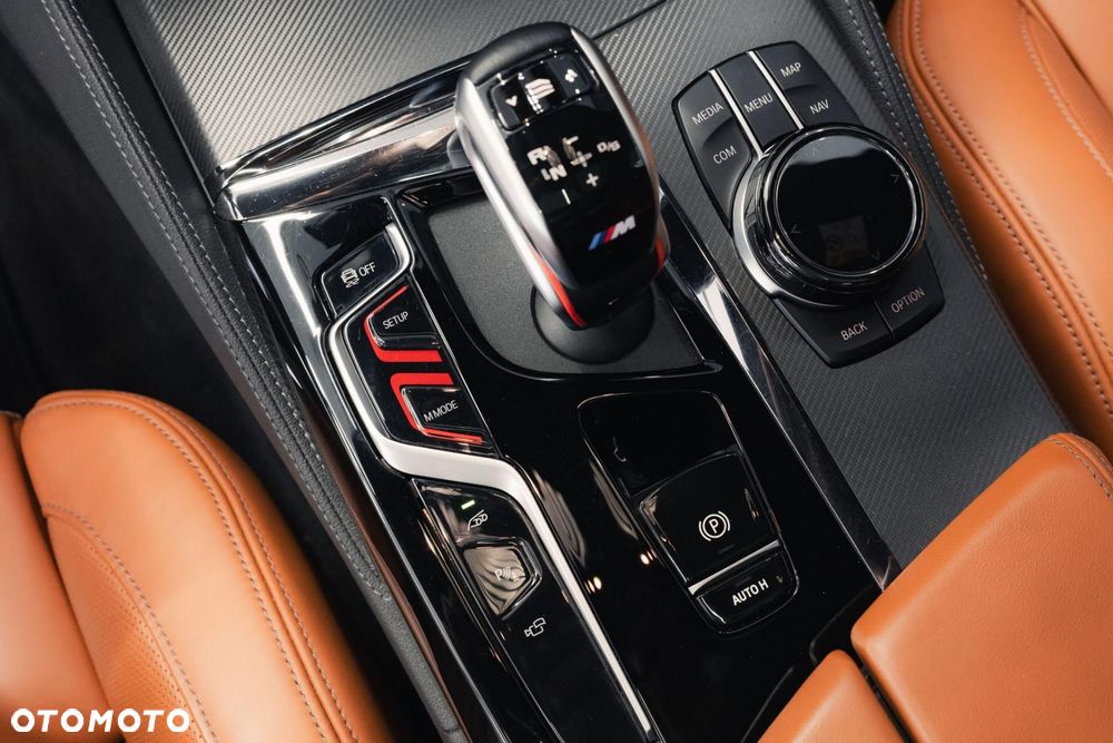 BMW M5 Competition - 25