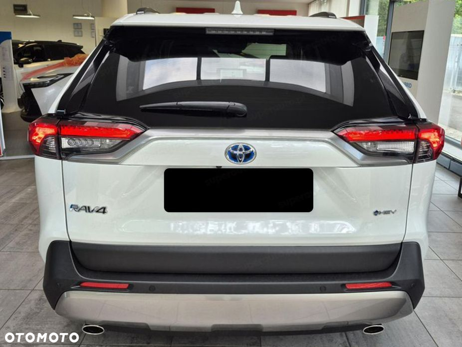 Toyota RAV4 - 5