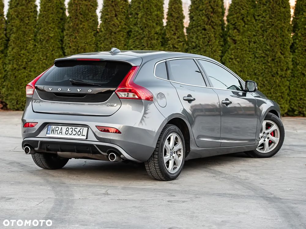 Volvo V40 D2 Drive-E R-Design Kinetic - 11