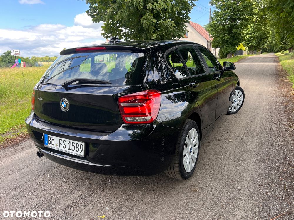 BMW Seria 1 114i - 3