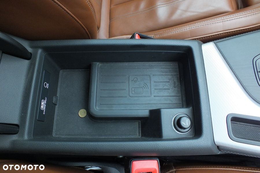 Audi A4 Limousine - 7