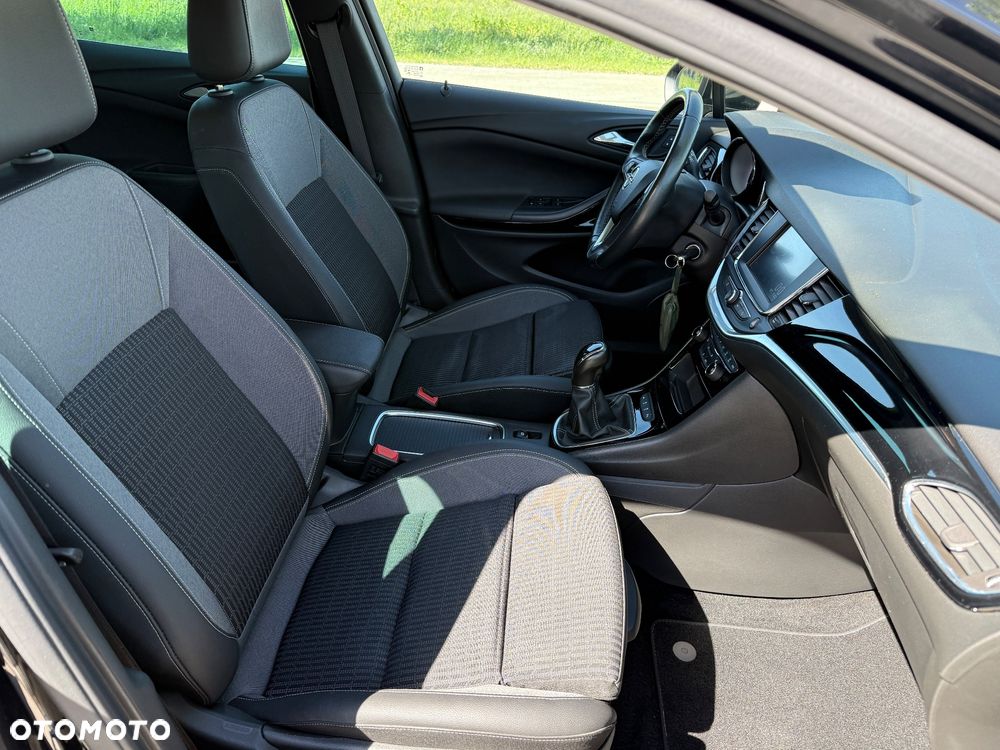 Opel Astra - 9