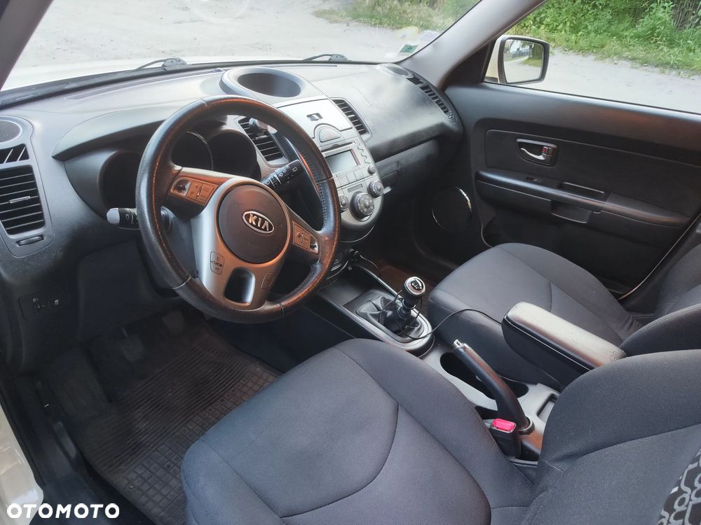 Kia Soul 1.6 CRDi L EU5 - 10
