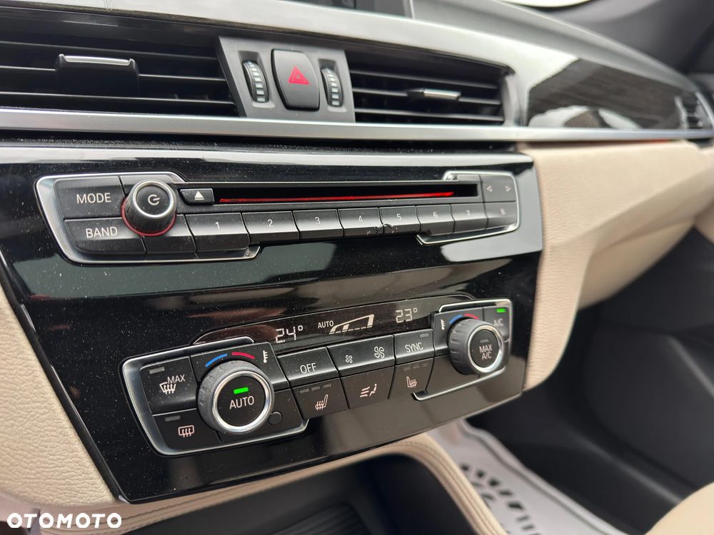 BMW X1 xDrive25i xLine sport - 28