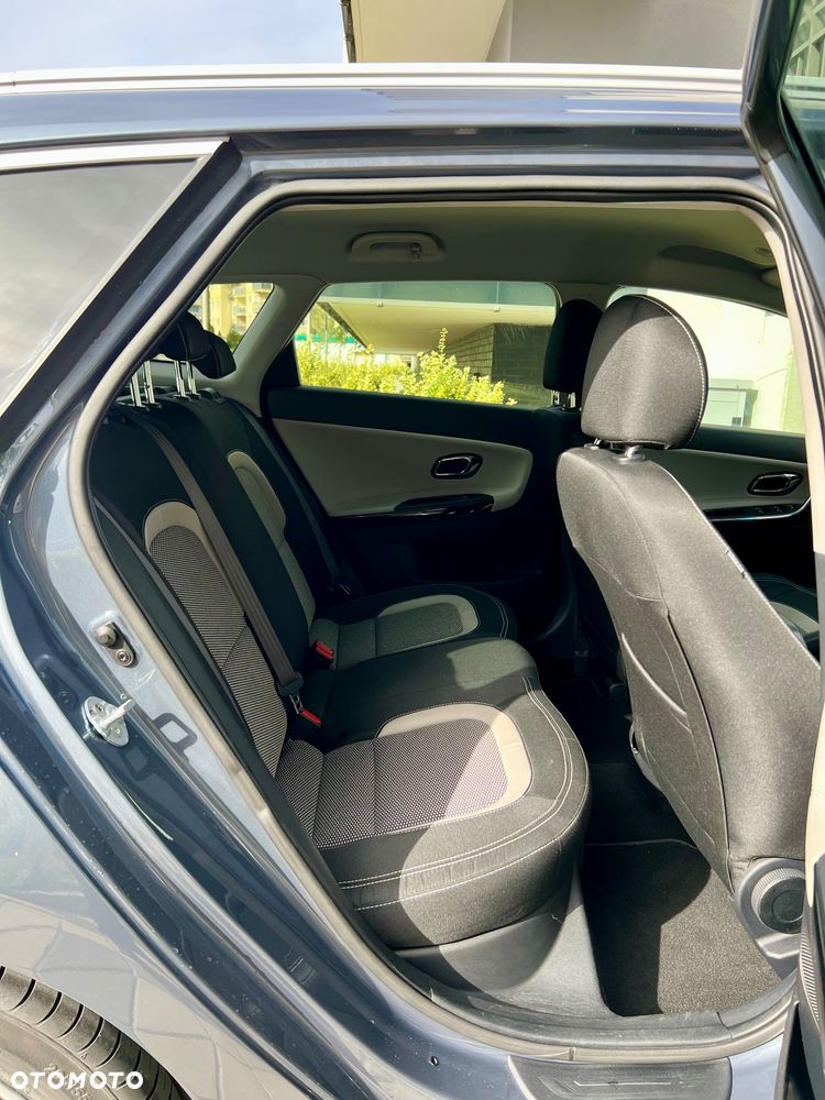 Kia Ceed 1.6 CRDi M - 12