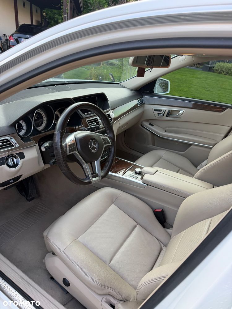 Mercedes-Benz Klasa E 350 4Matic 7G-TRONIC - 7
