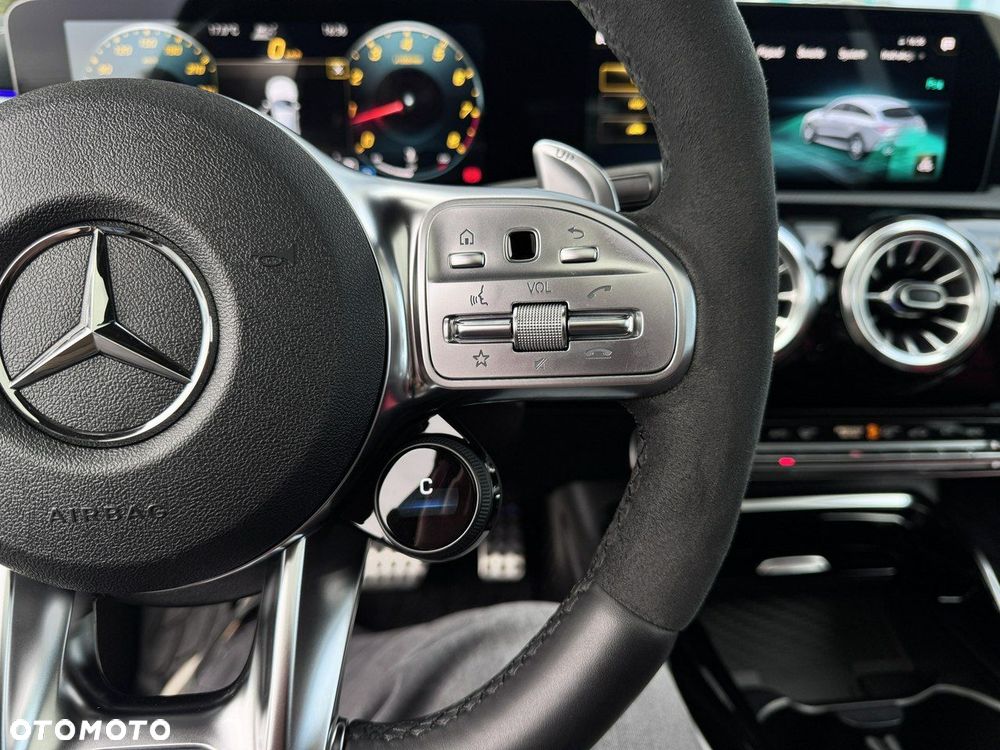 Mercedes-Benz CLA AMG 45 S 4-Matic+ 8G-DCT - 34