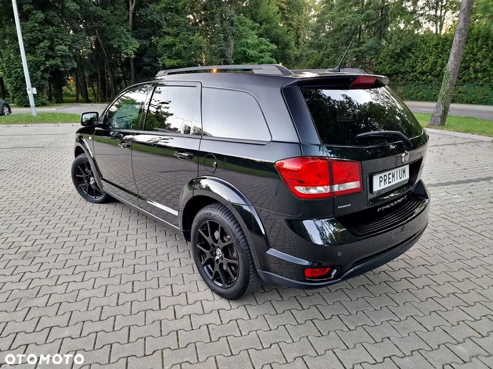 Fiat Freemont 2.0 Multijet 16V DPF Automatik Allrad Black Code - 3