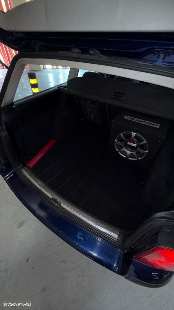 VW Passat 1.9 TDi Comfortline - 24