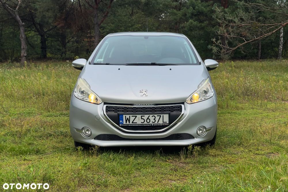Peugeot 208 1.2 PureTech Allure - 4