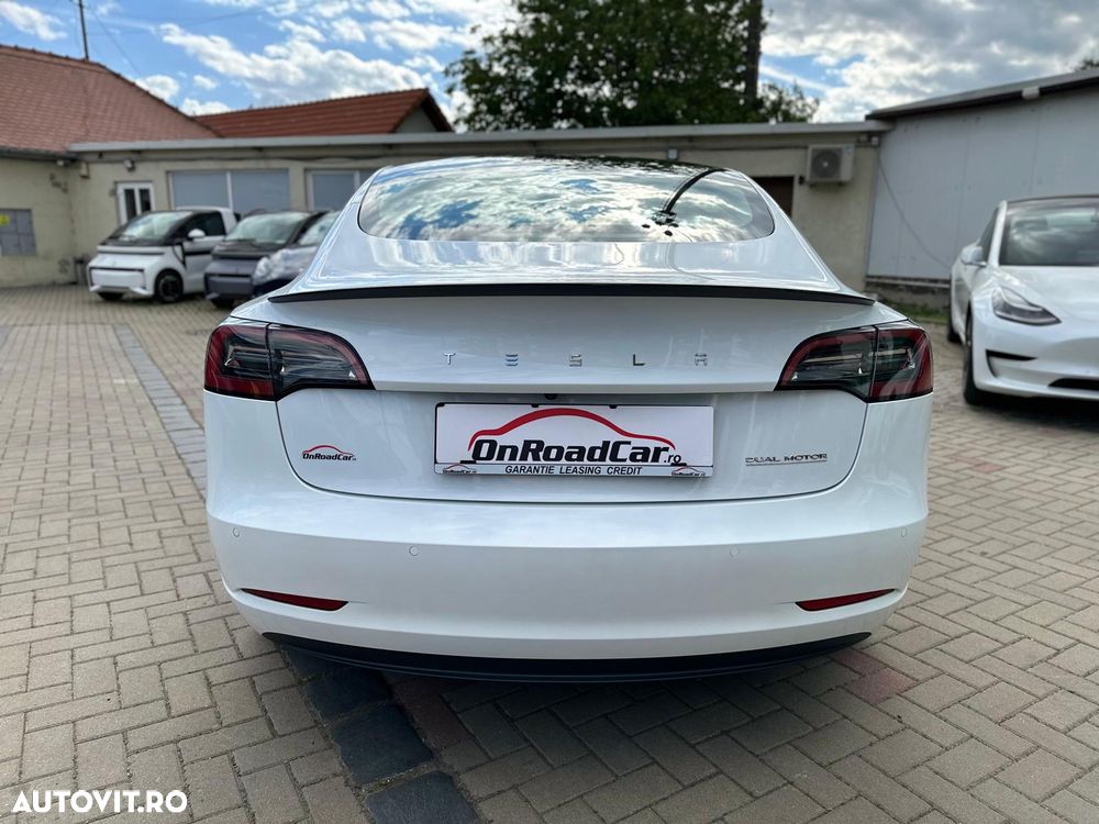Tesla Model 3 Langstreckenbatterie Allradantrieb Dual Motor Performance - 17