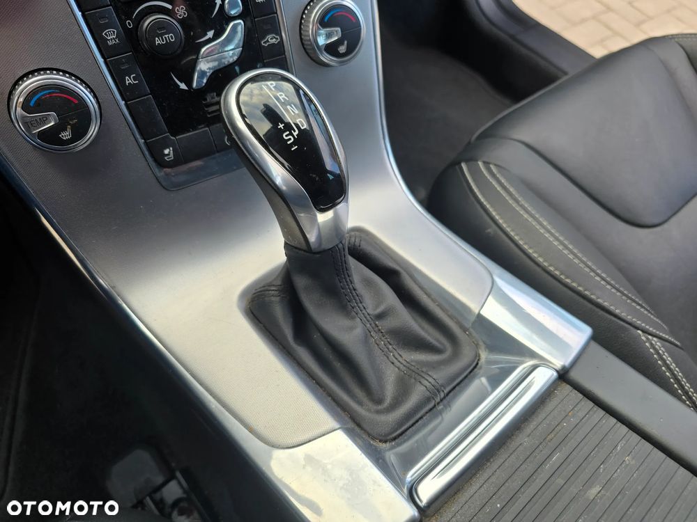 Volvo S60 - 30