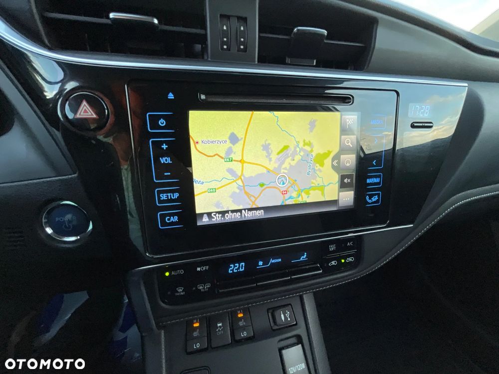 Toyota Auris 1.8 HSD Luna - 34