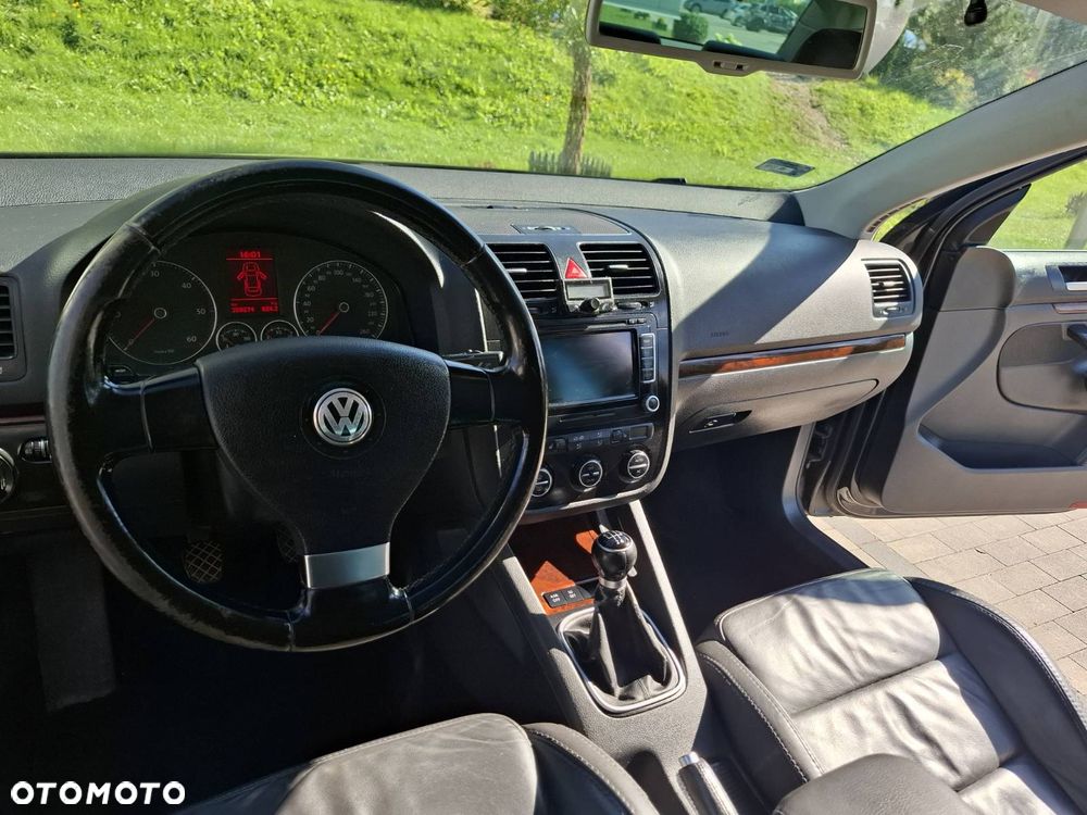 Volkswagen Jetta 1.9 TDI Comfortline - 8