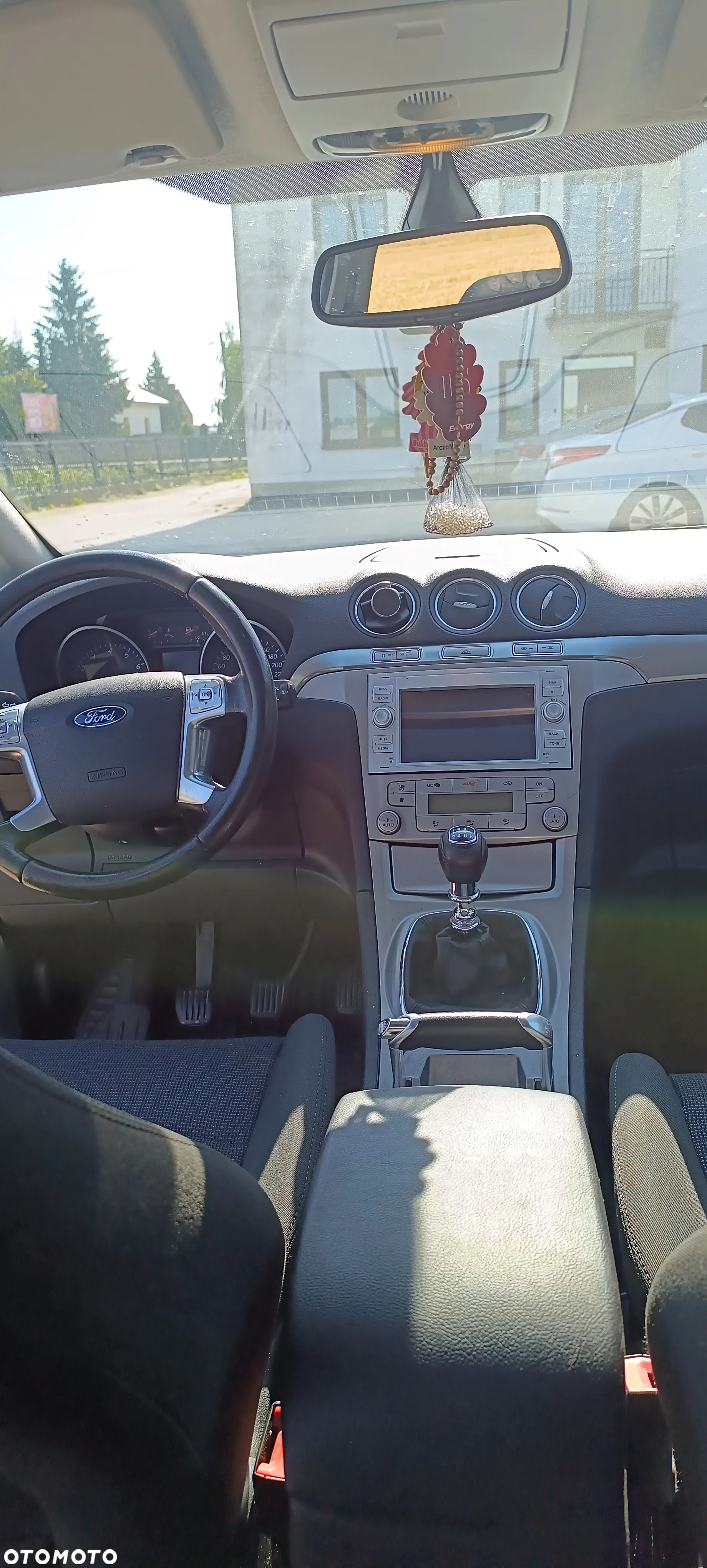Ford S-Max 2.5 Titanium - 5