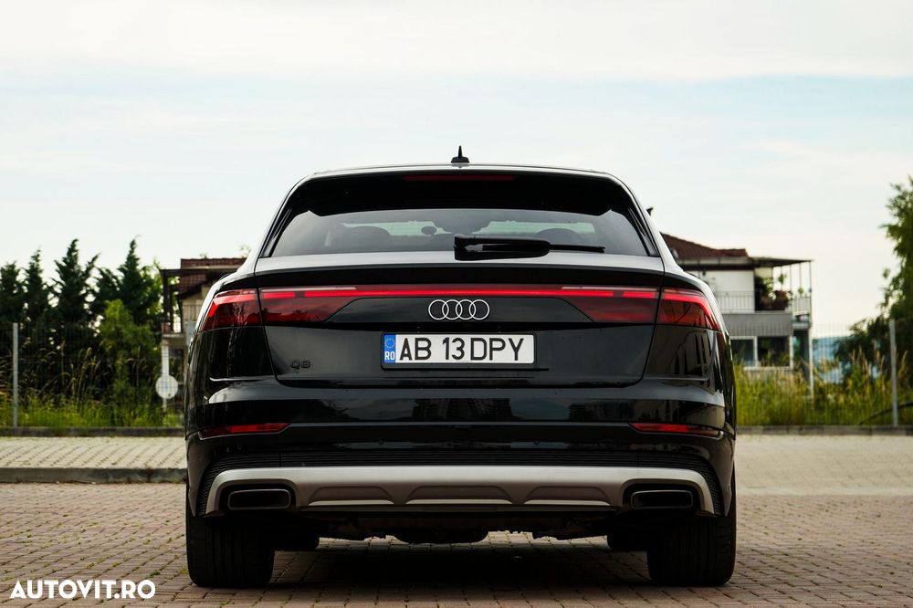 Audi Q8 55 TFSI e quattro Tiptronic PHEV - 8