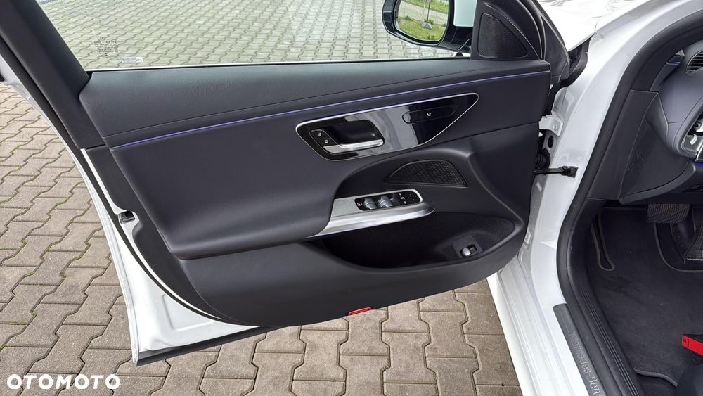 Mercedes-Benz Klasa E - 9