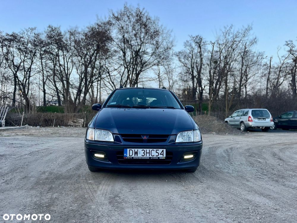 Mitsubishi Space Star - 2