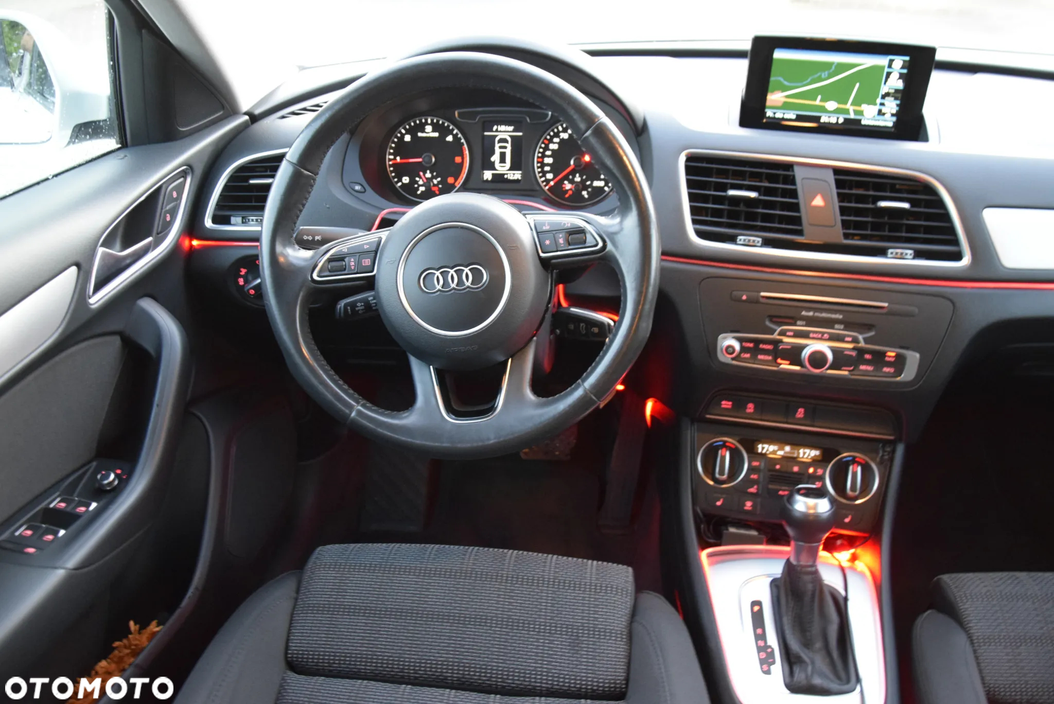 Audi Q3 2.0 TDI S tronic - 15