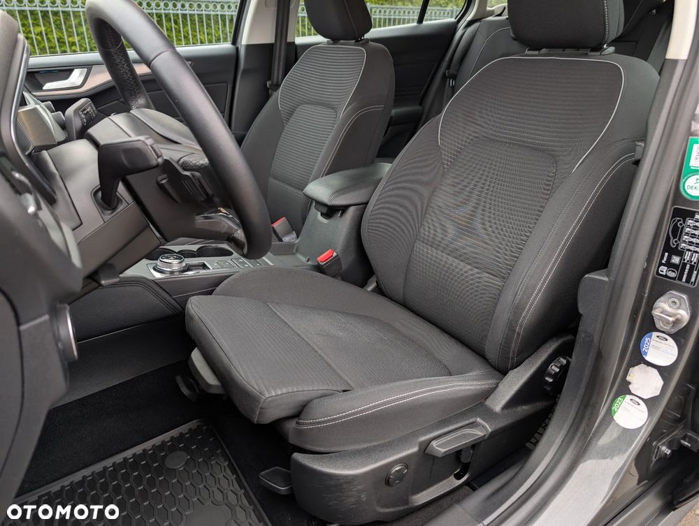 Ford Focus 1.5 EcoBlue Start-Stopp-System TITANIUM - 25