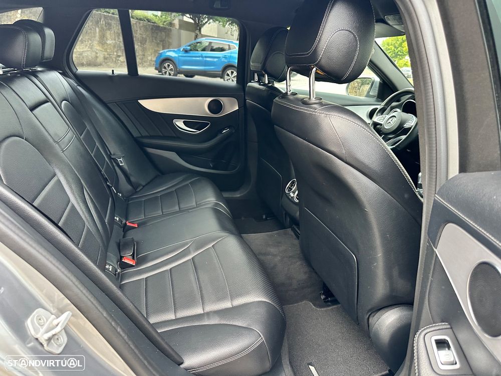 Mercedes-Benz C 220 d AMG Line - 46