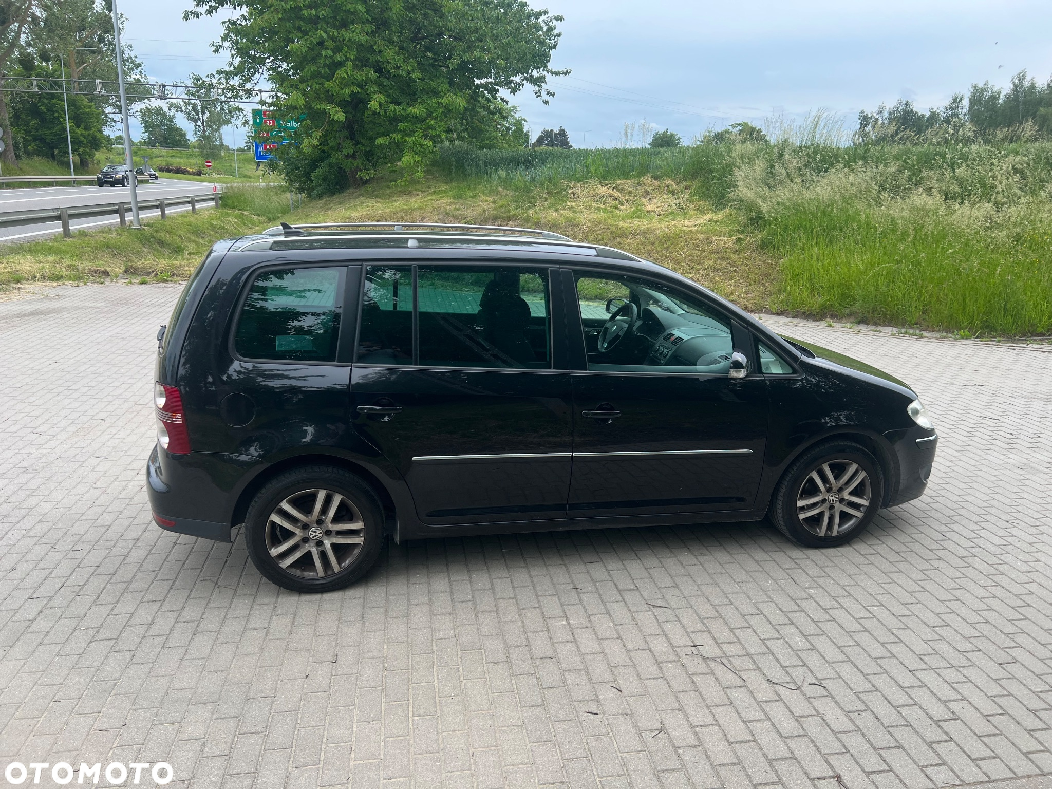 Volkswagen Touran 2.0 TDI DPF Highline - 7
