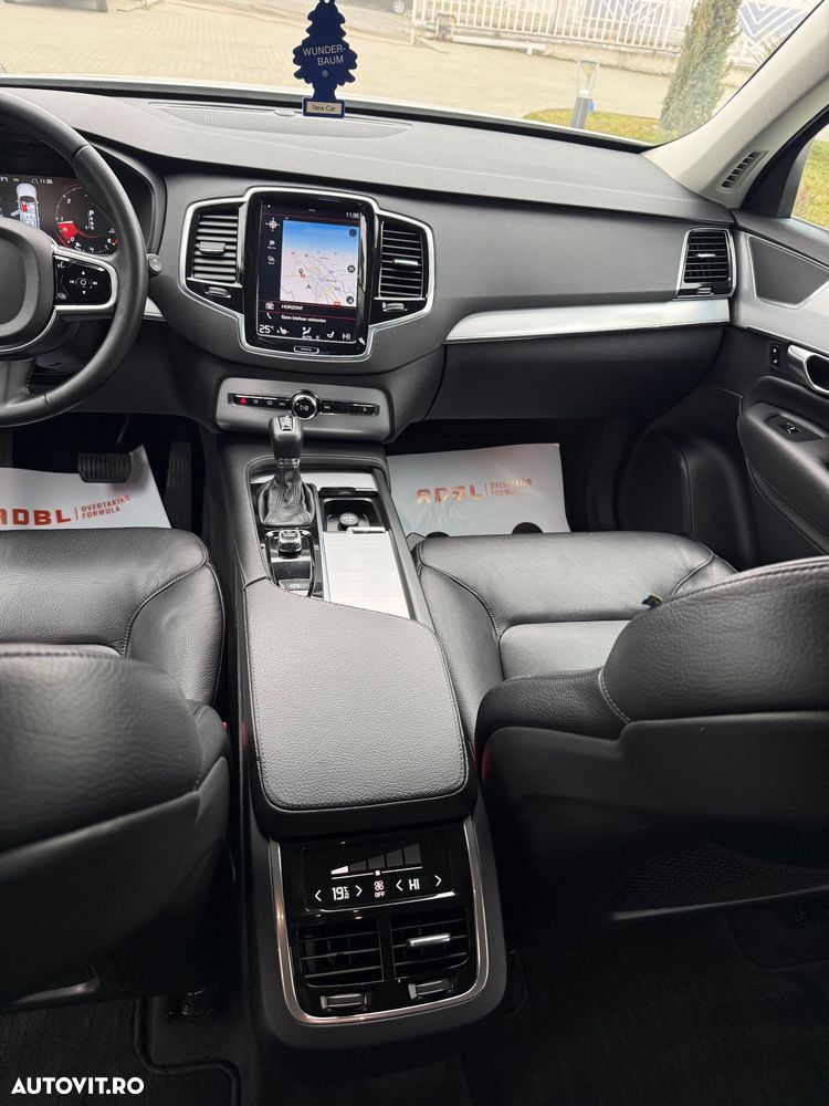 Volvo XC 90 D5 AWD Geartronic Inscription - 12