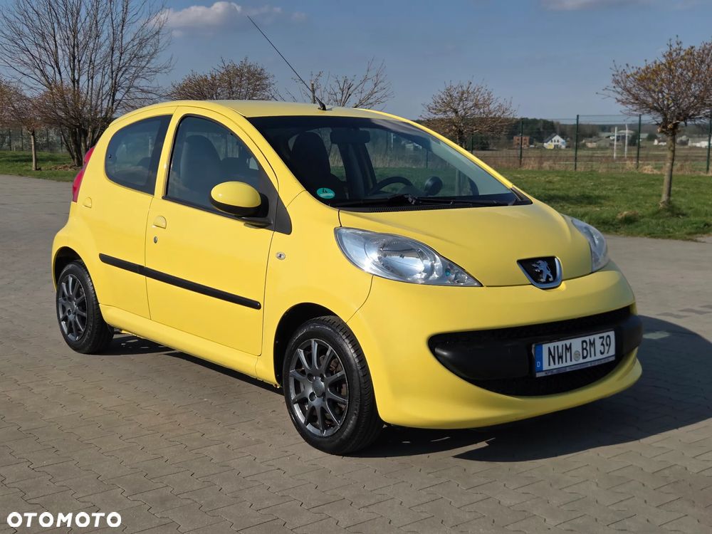 Peugeot 107 70 2-Tronic Filou - 7