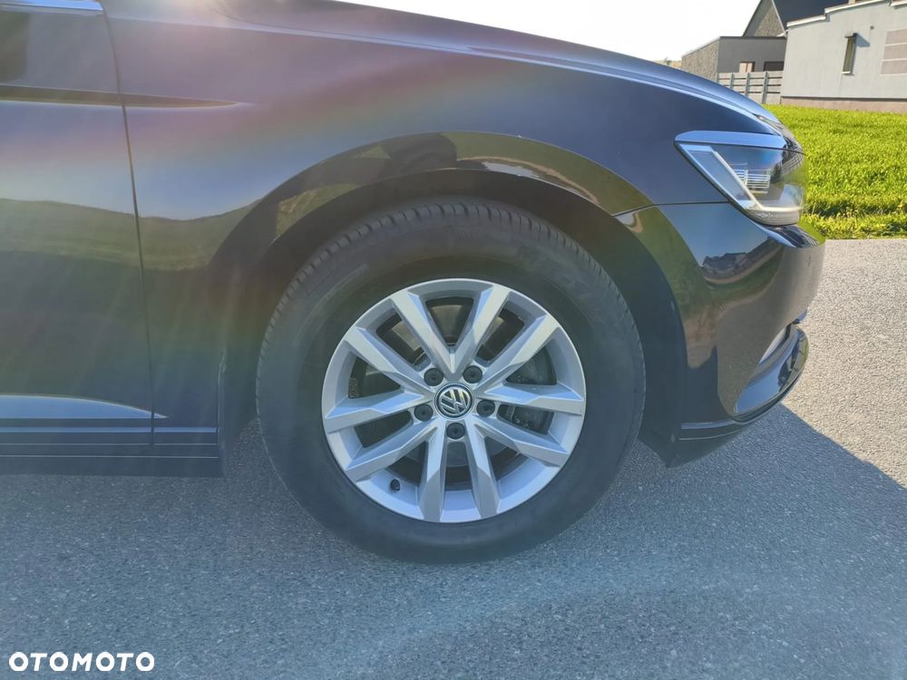 Volkswagen Passat 1.6 TDI (BlueMotion Technology) Comfortline - 32