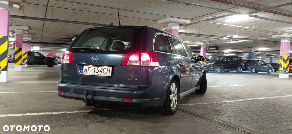 Opel Vectra 1.9 CDTI Cosmo Plus - 4