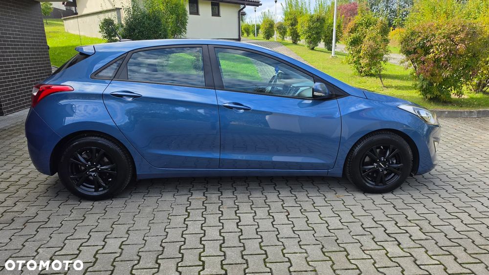 Hyundai i30 1.4 Premium - 17