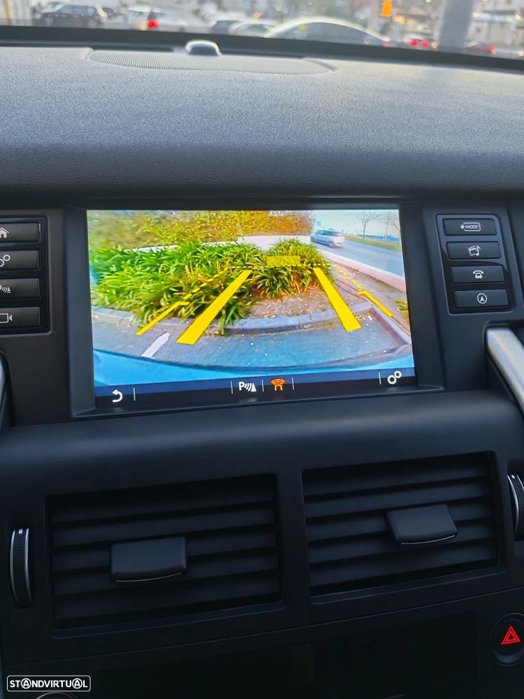 Land Rover Discovery Sport 2.0 eD4 HSE - 14