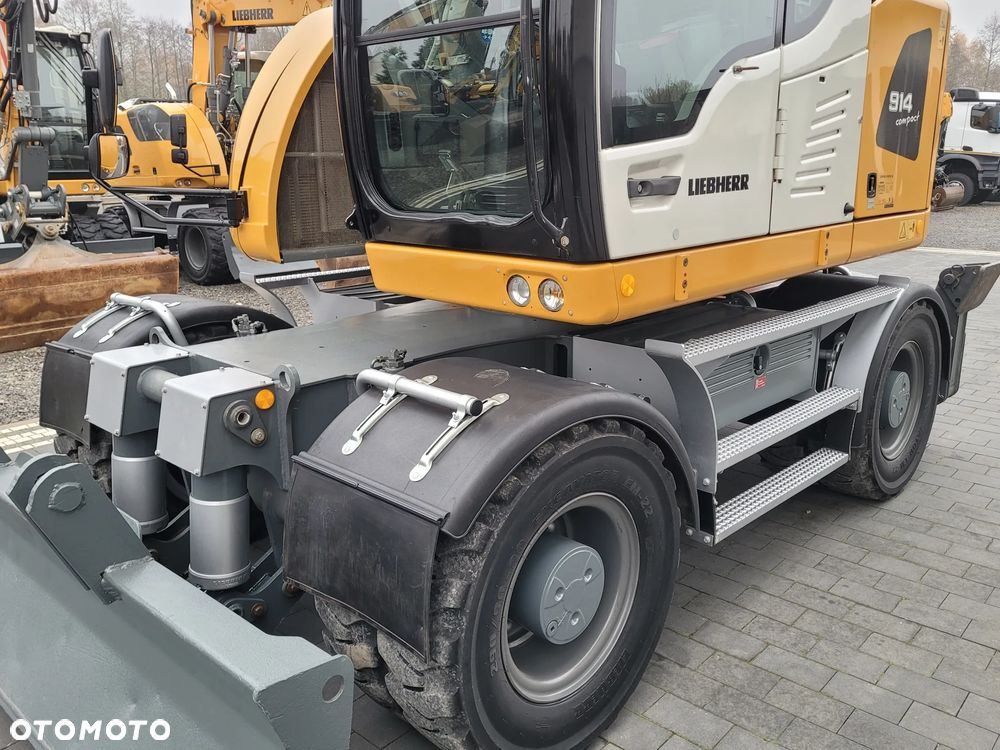 Liebherr A914 compact / ROTOTILT ze szczypcami / 2017rok /SUPER STAN / - 8