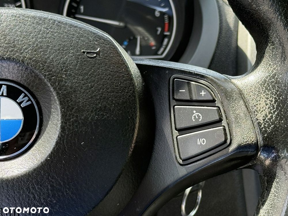 BMW X3 3.0i - 20