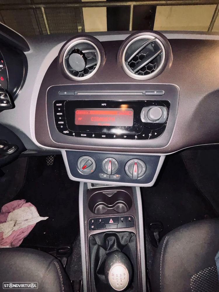 SEAT Ibiza 1.4 TDI Ecomotive DPF - 10