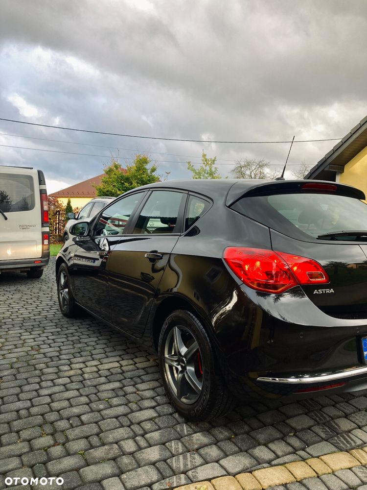 Opel Astra IV 1.4 T Active - 13