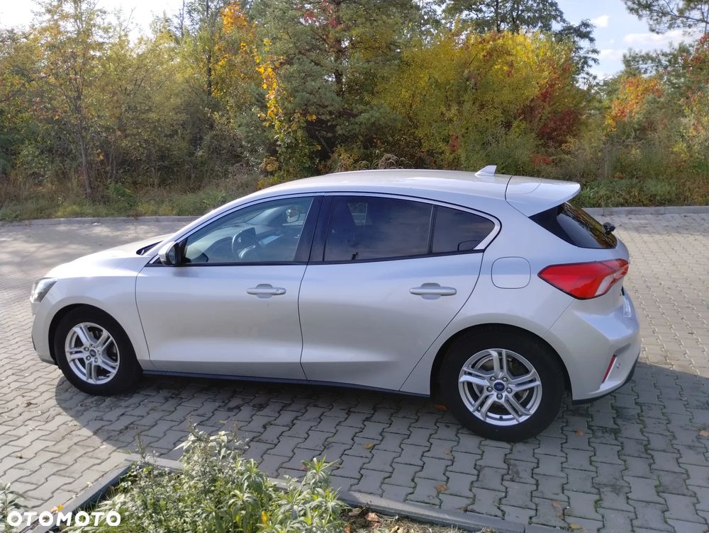 Ford Focus 1.0 EcoBoost Trend Edition - 9