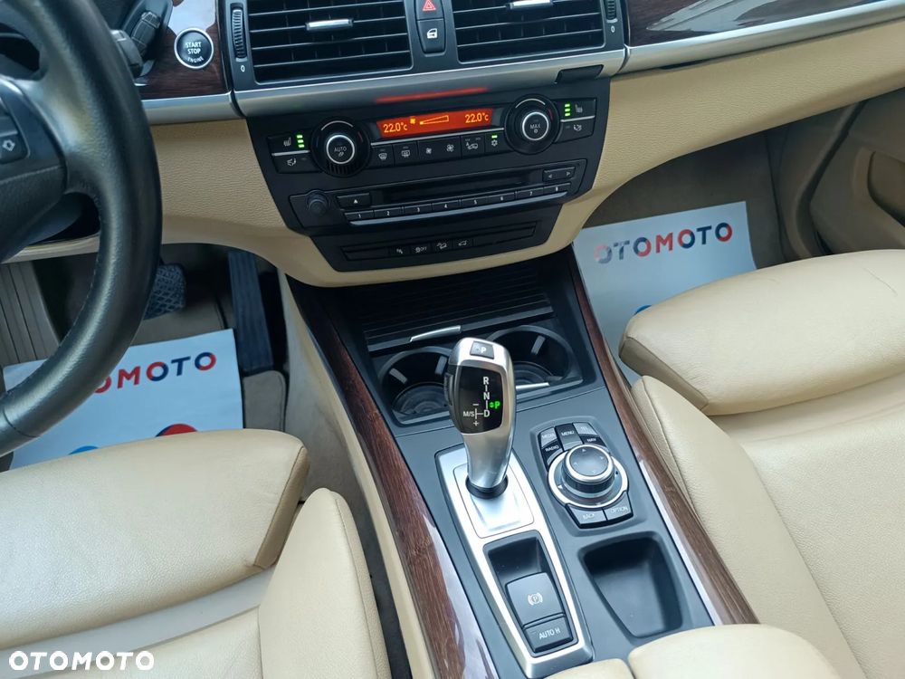BMW X5 xDrive30d - 32