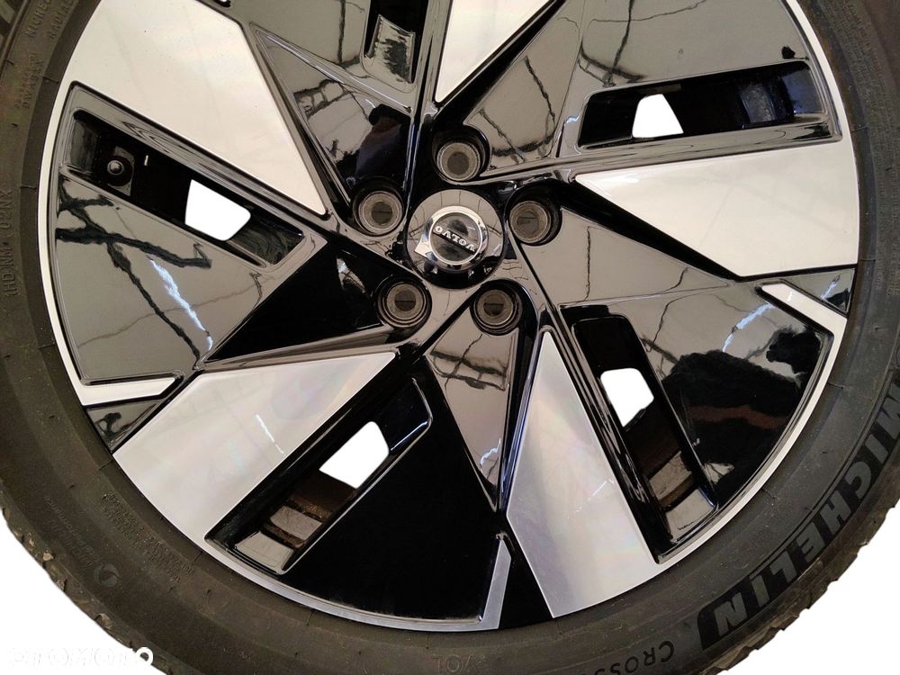 FELGI ALUMINIOWE VOLVO XC40 RECHARGE LIFT (2022-) E400V12 408KM 32294213 - 9