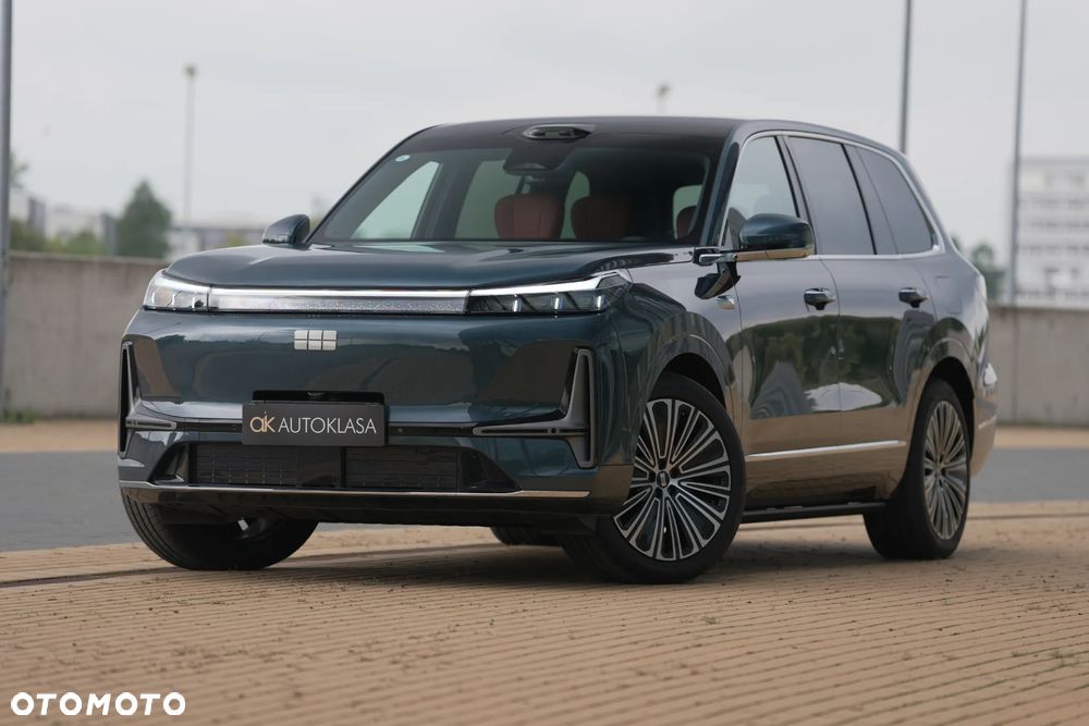 Geely M9